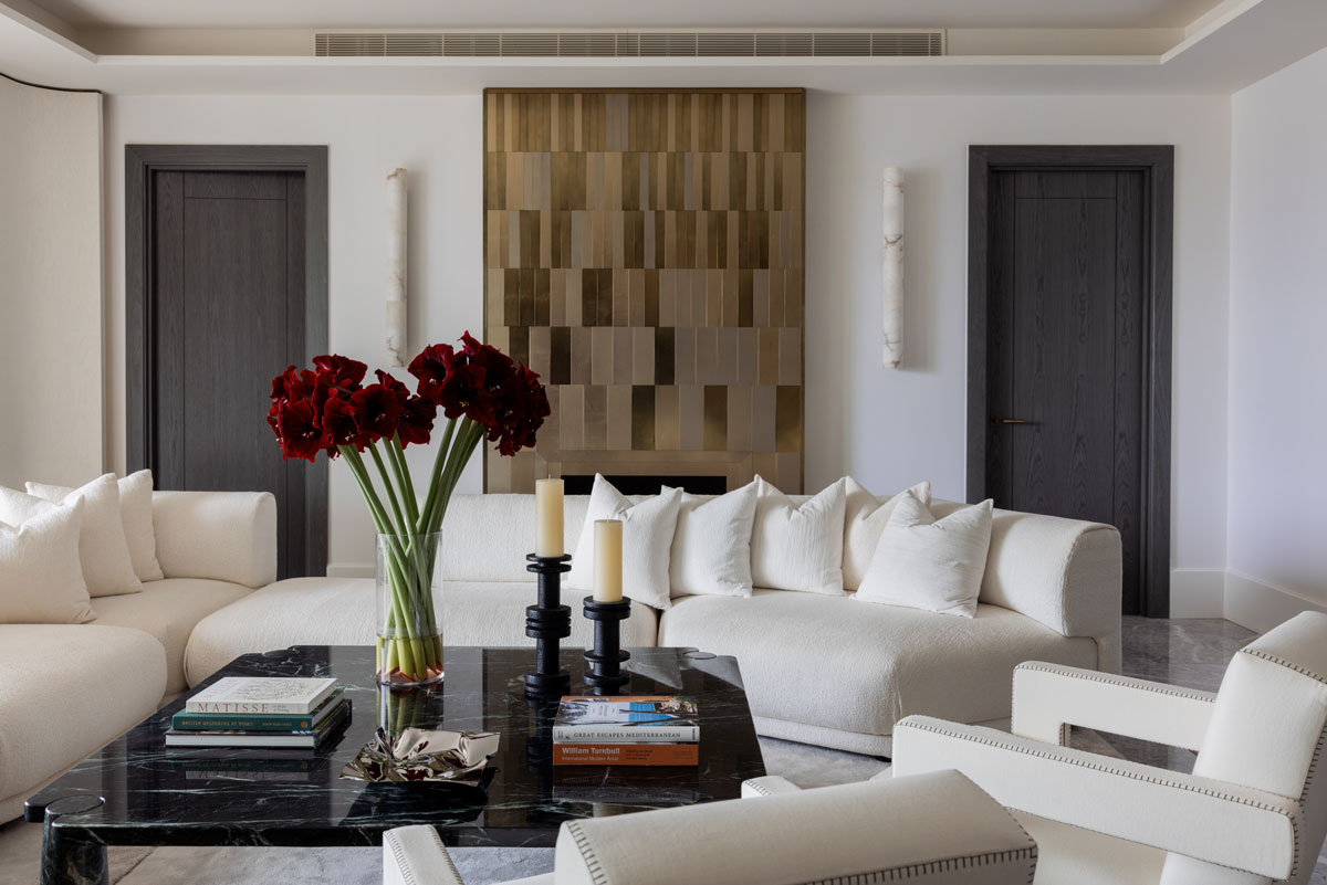 STREAMLINED KITCHENS
